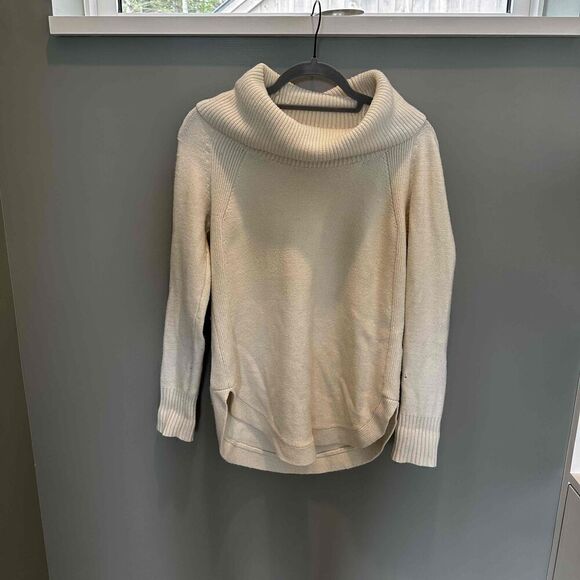 Anthropologie Womens Turtleneck Sweater Size Small Cream Long Sleeve - Picture 3 of 9